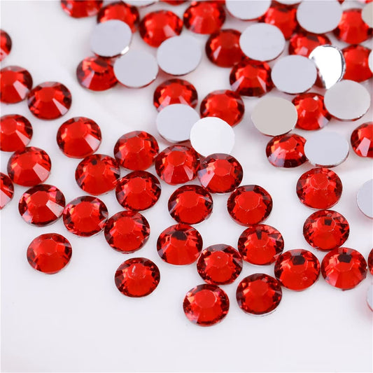 1000 Pieces SS20 5mm Flatback Rhinestones Clear Glass Round Gems Crystals for Nail Art DIY Crafts Clothes Shoes Bags (Red)