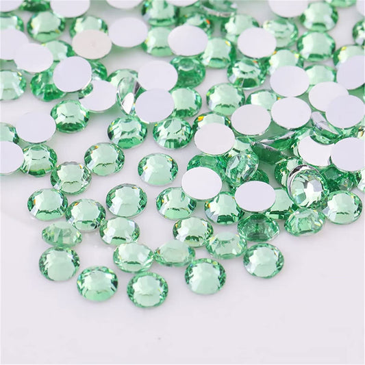 1000 Pieces SS20 5mm Flatback Rhinestones Clear Glass Round Gems Crystals for Nail Art DIY Crafts Clothes Shoes Bags (Light Green)