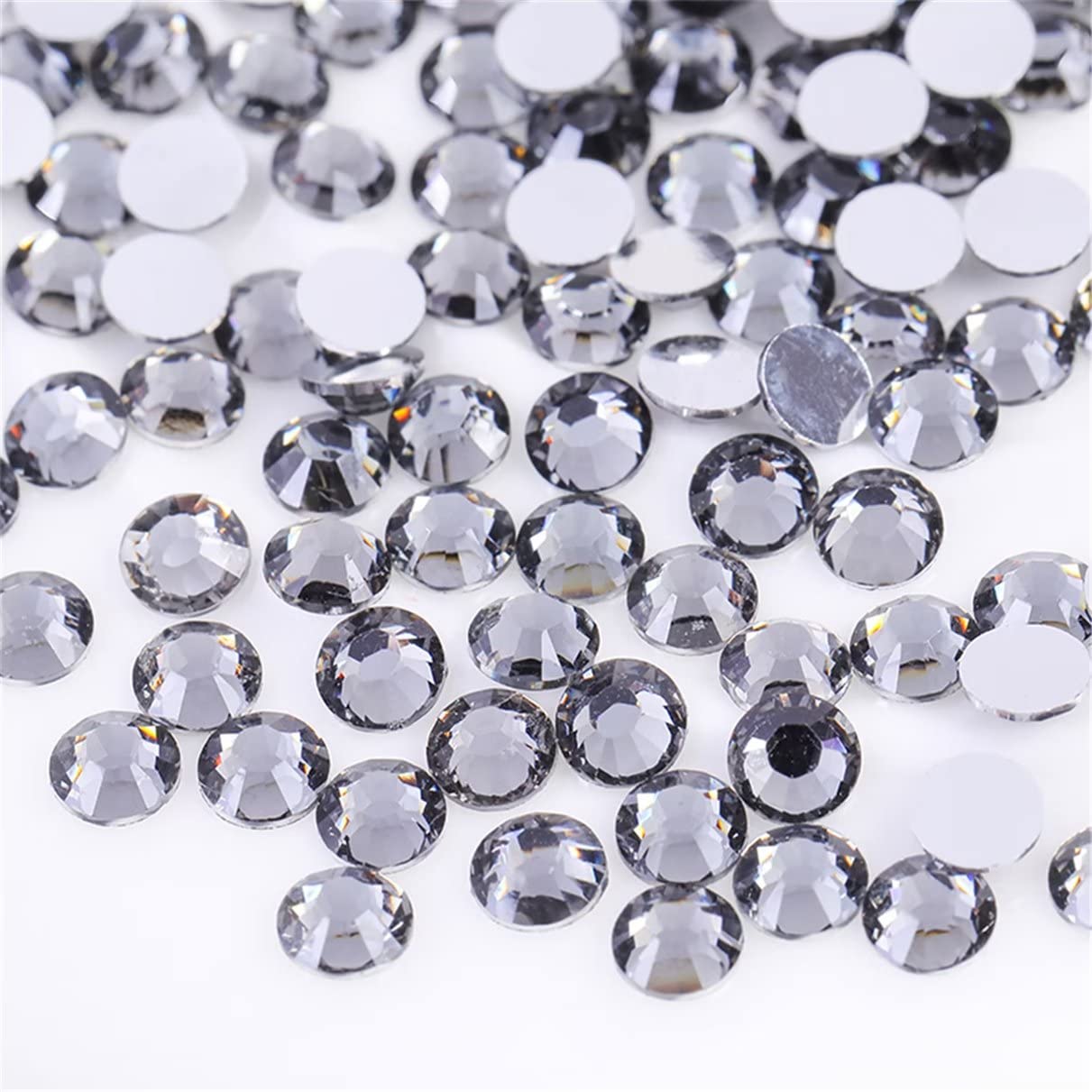 1000 Pieces SS20 5mm Flatback Rhinestones Clear Glass Round Gems Crystals for Nail Art DIY Crafts Clothes Shoes Bags (Light Grey)
