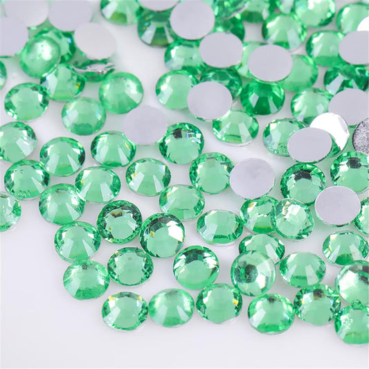 1000 Pieces SS20 5mm Flatback Rhinestones Clear Glass Round Gems Crystals for Nail Art DIY Crafts Clothes Shoes Bags (Green)