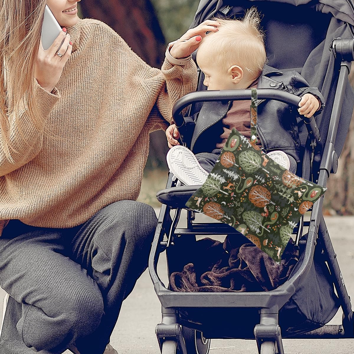 2Pcs Forest Animals Print Wet Bags, Wet Dry Bag Reusable for Swimsuit, Travel, Diapers, Pool, Beach, Dirty Yoga Gym Clothes, Toiletries, Makeup Bag, Zipper Pouch Waterproof Birthday Christmas Gifts