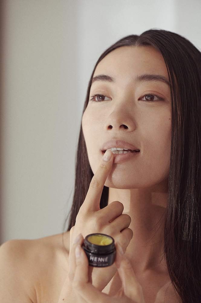 Henné Organics Luxury Lip Balm - Natural and Organic Moisturizer - 0.35 Ounce Jar