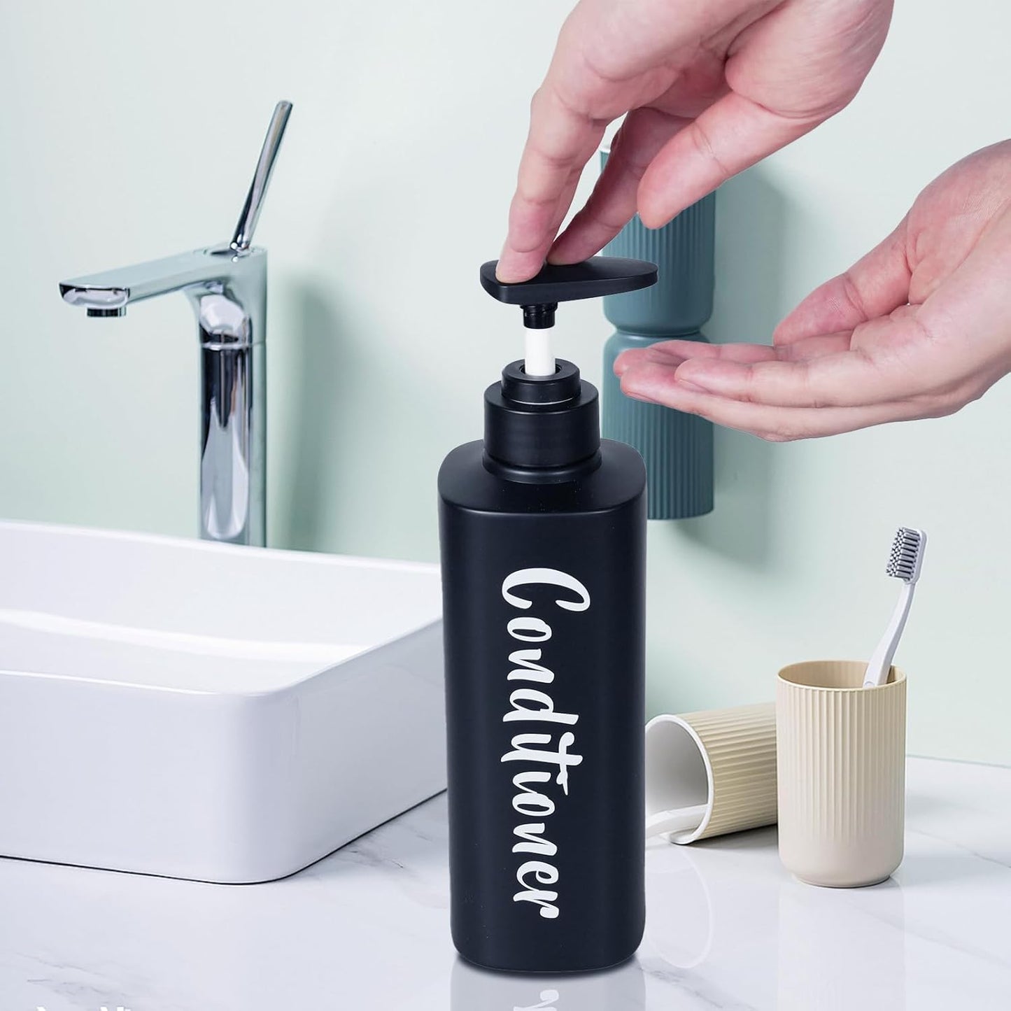 16.9oz Bathroom Soap Dispenser Set, Refillable Shampoo and Conditioner Bottles, Empty Bottles with Pump for Shampoo, Conditioner, or Body Wash, Matte Black Shower Dispensers, Set of 3