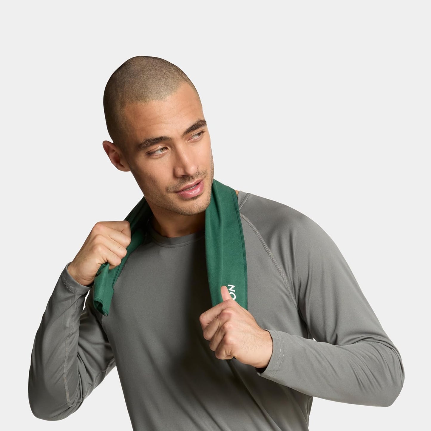MISSION On-The-Go Cooling Towel - Soft, Lightweight Fabric - Cools Up to 2 Hours - UPF 50 Sun Protection - Machine Washable (Green)