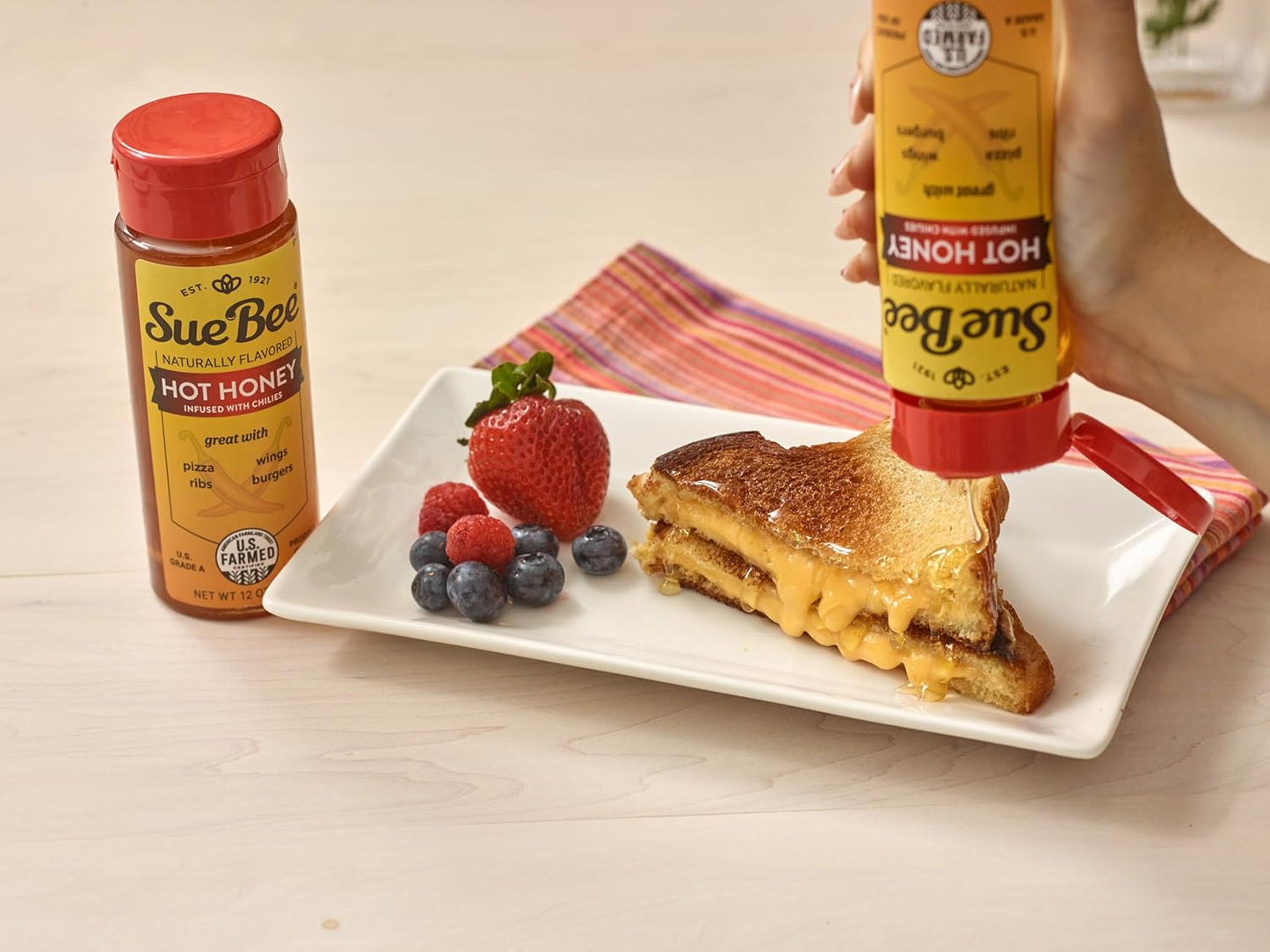 Sue Bee Naturally Flavored Hot Honey Chili Infused For Ribs, Wings, Burgers, 12 oz