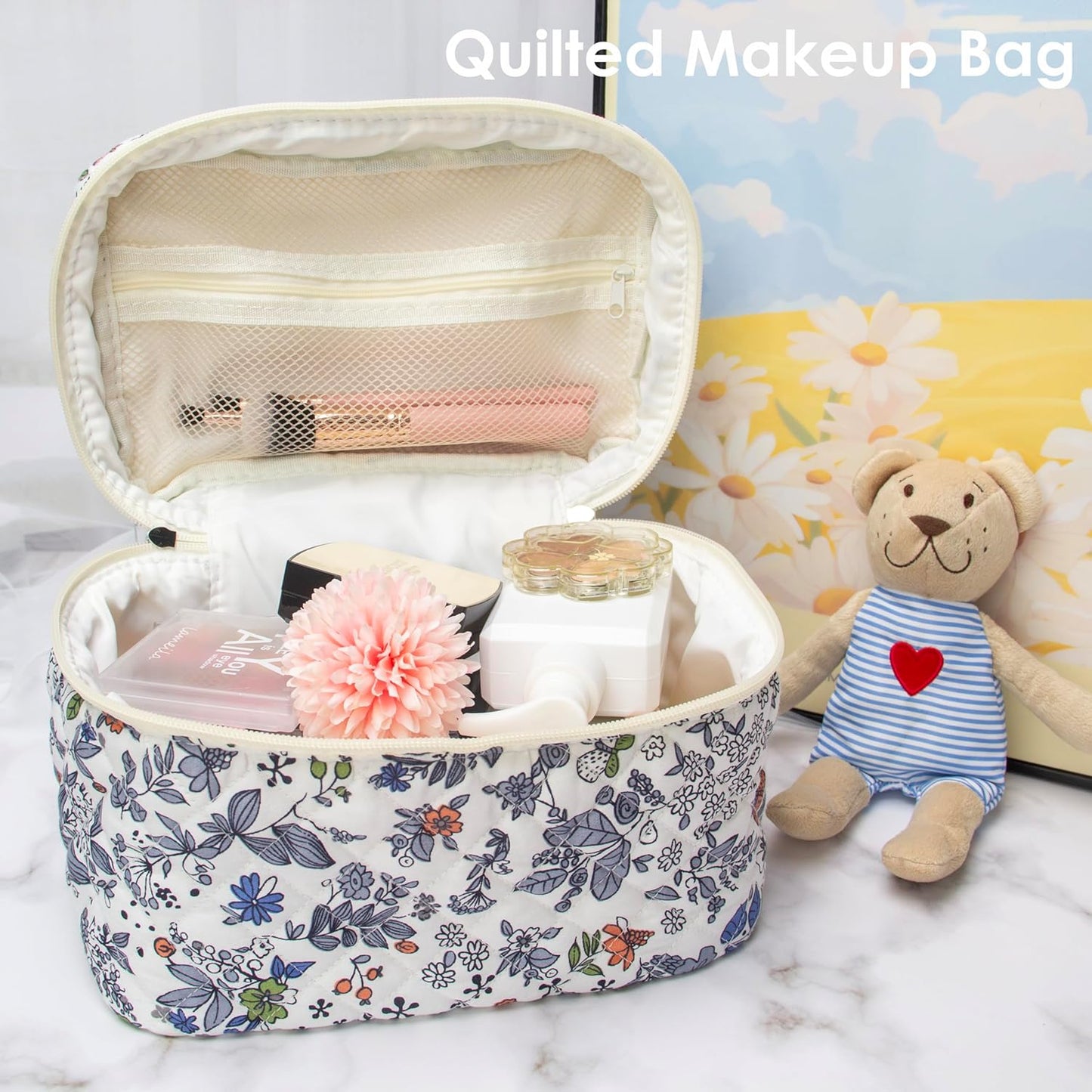 PAZIMIIK Quilted Makeup Bag Large Travel Zipper Soft Cosmetic Case for Women Girls Make Up,Leaf White